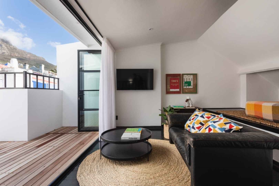 3 Bedroom Property for Sale in Oranjezicht Western Cape